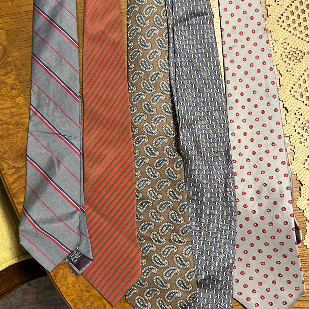 Set of 5 vintage ties